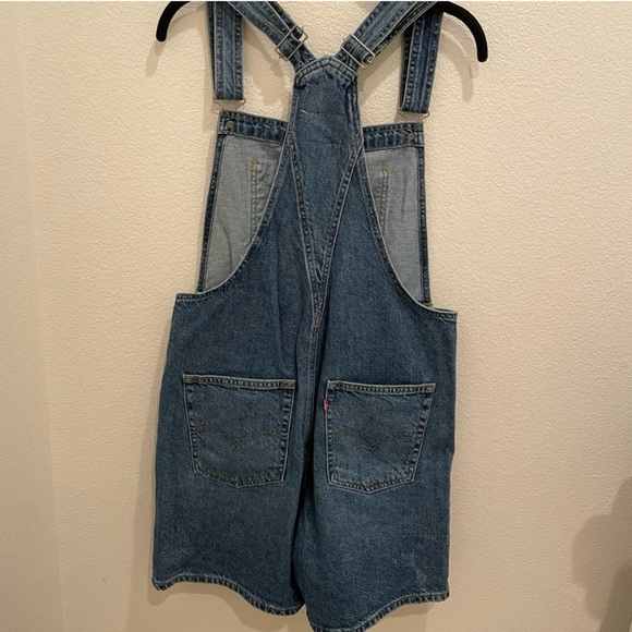 Levi’s Denim Short Overalls | Size Small | NWT | Vintage-Inspired Workwear Style - Picture 6 of 11